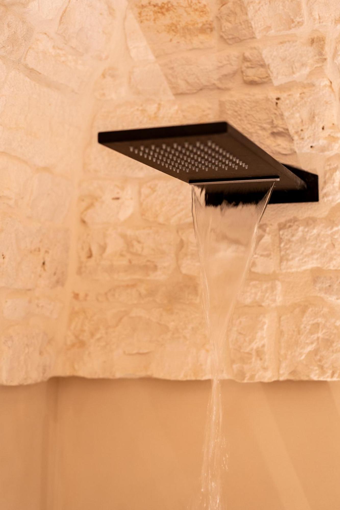 Naiira Luxury Trullo - Jacuzzi And Patio Apartment Alberobello Exterior photo