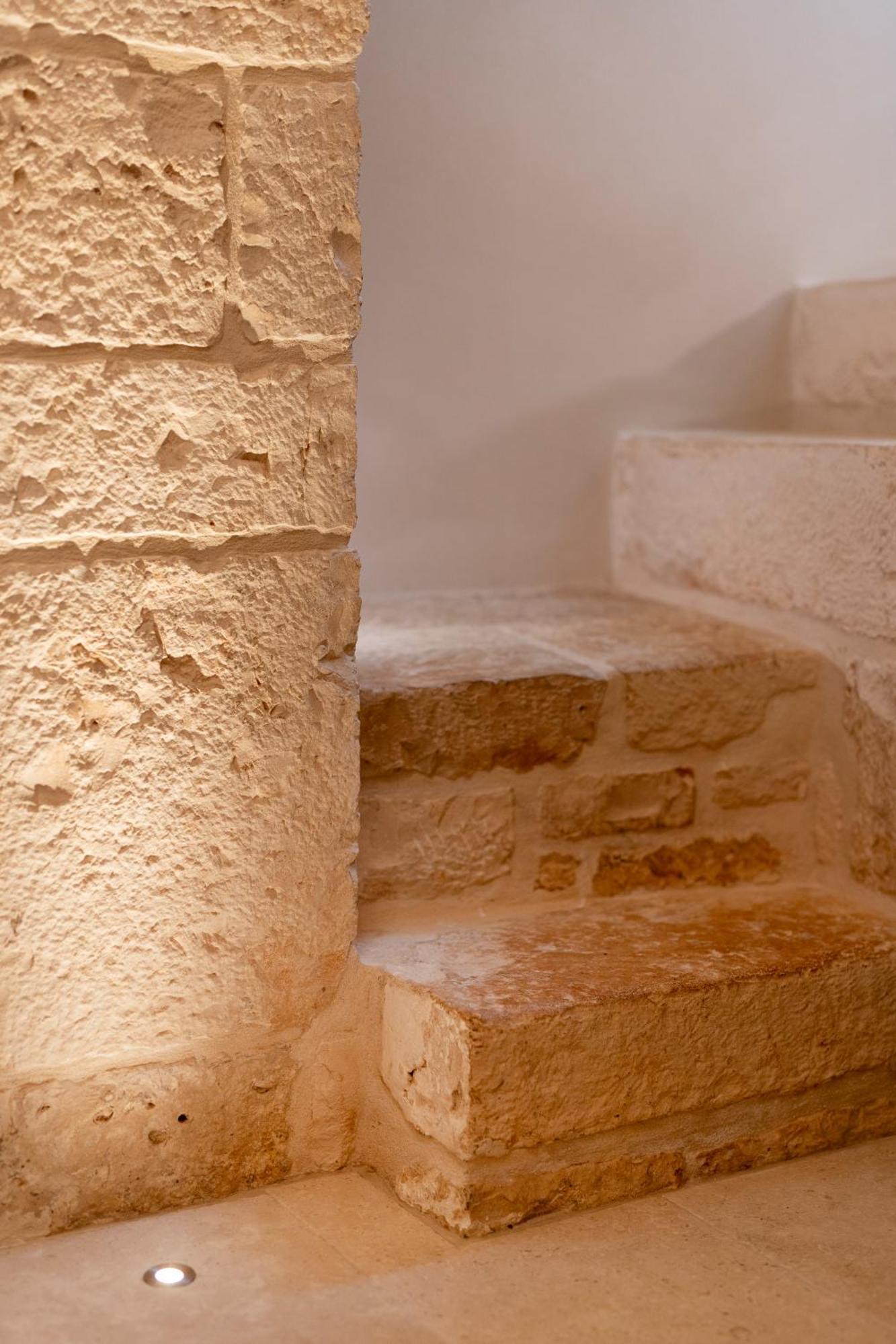 Naiira Luxury Trullo - Jacuzzi And Patio Apartment Alberobello Exterior photo